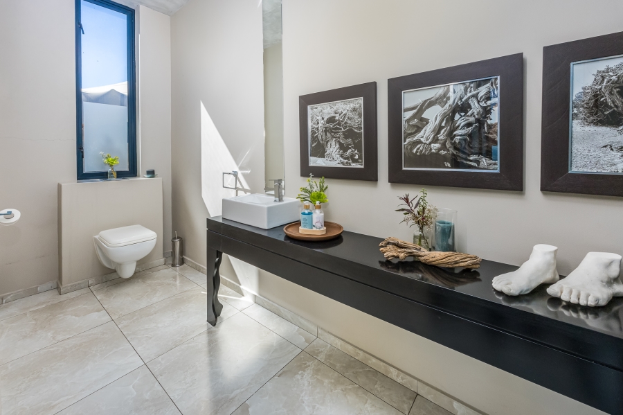 3 Bedroom Property for Sale in Stellenbosch Farms Western Cape